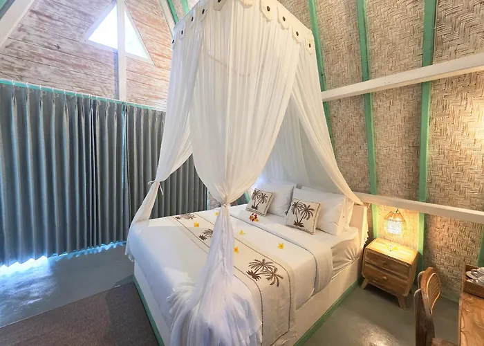 Hotel Secret Triangle Toyapakeh